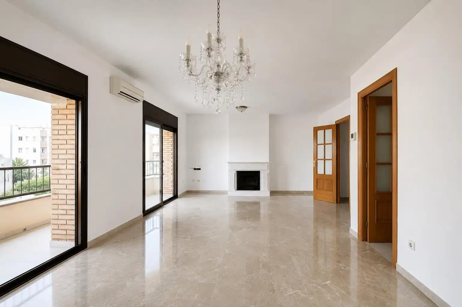 Living room of Flat for sale in Vilanova i la Geltrú  with Heating, Terrace and Balcony