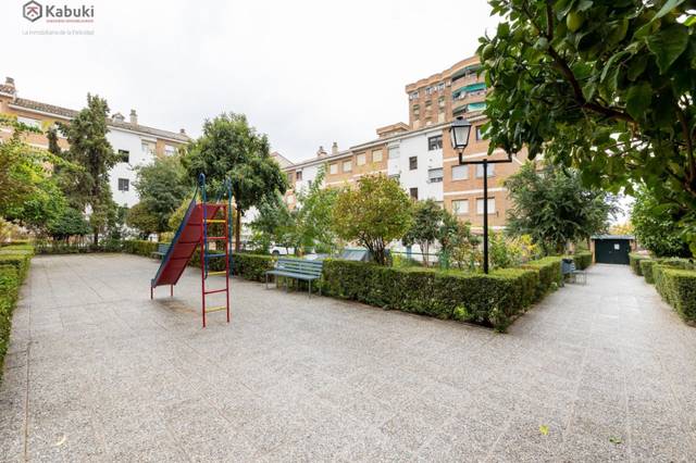 Ático en Venta en Granada - Calle JAVIER DE BURGOS en Campo Verde