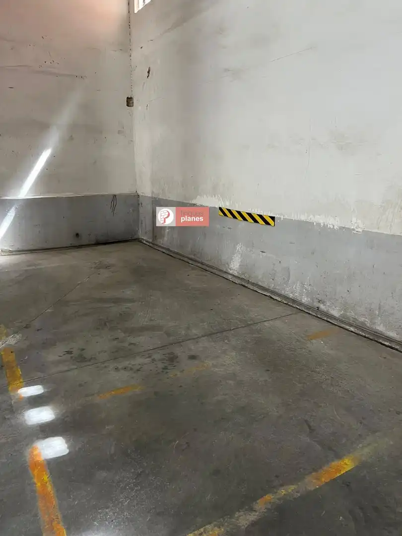Parking of Apartments for sale in Lleida  with Heating