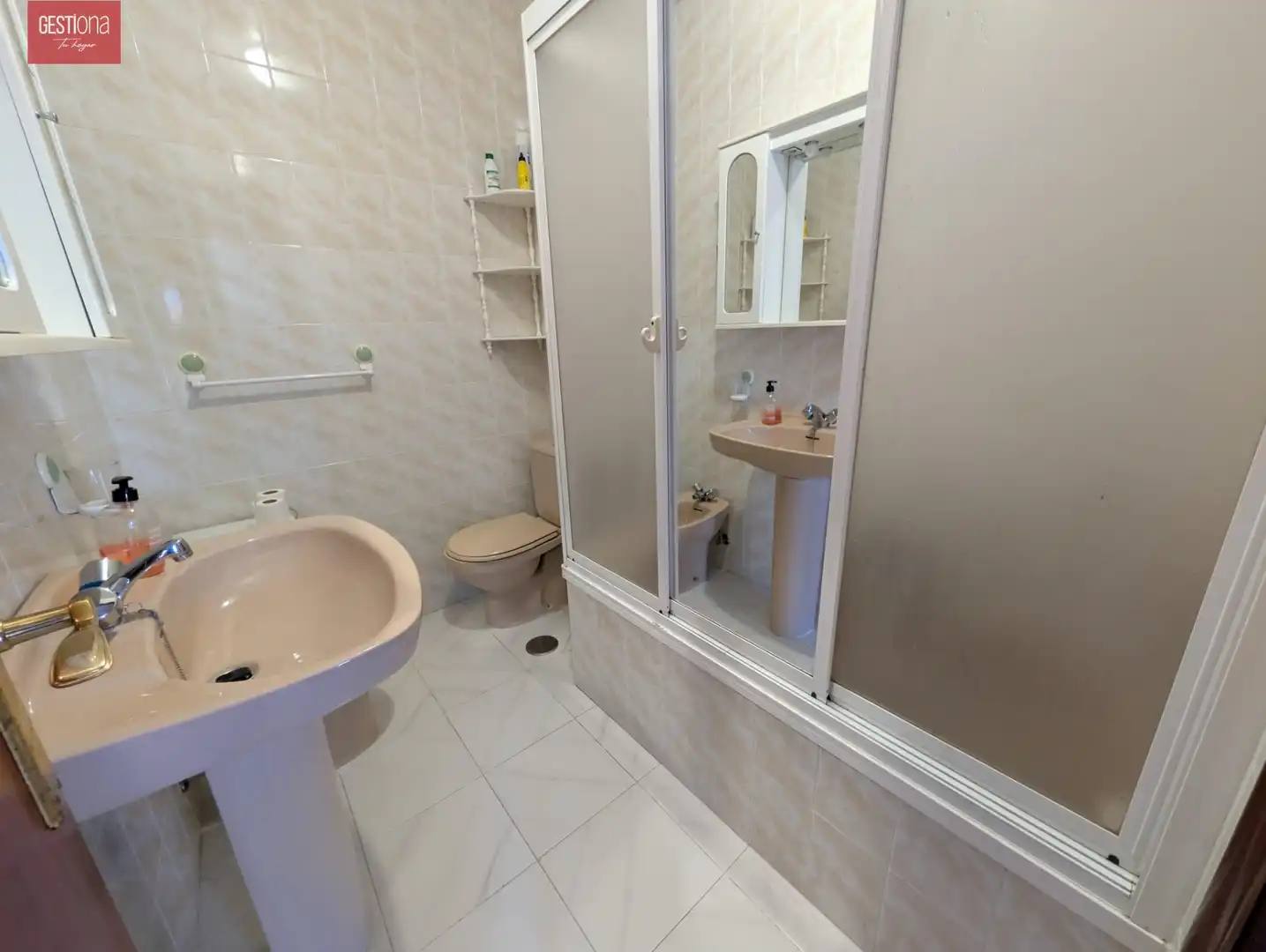 Bany de Apartament de lloguer en Tregadín