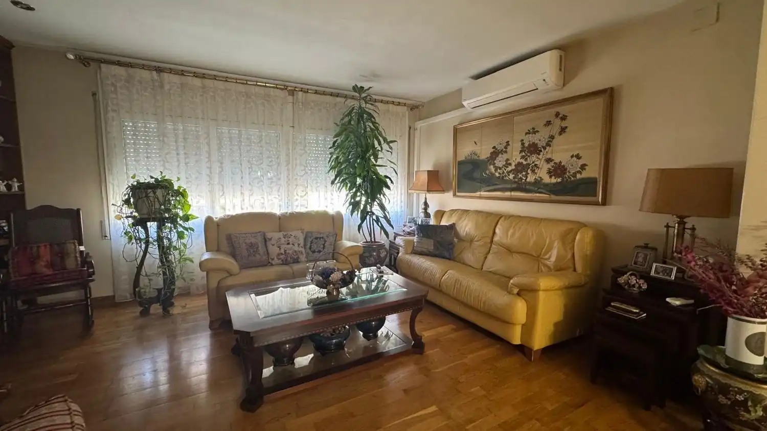Living room of Flat for sale in Montcada i Reixac  with Air Conditioner, Terrace and Storage room