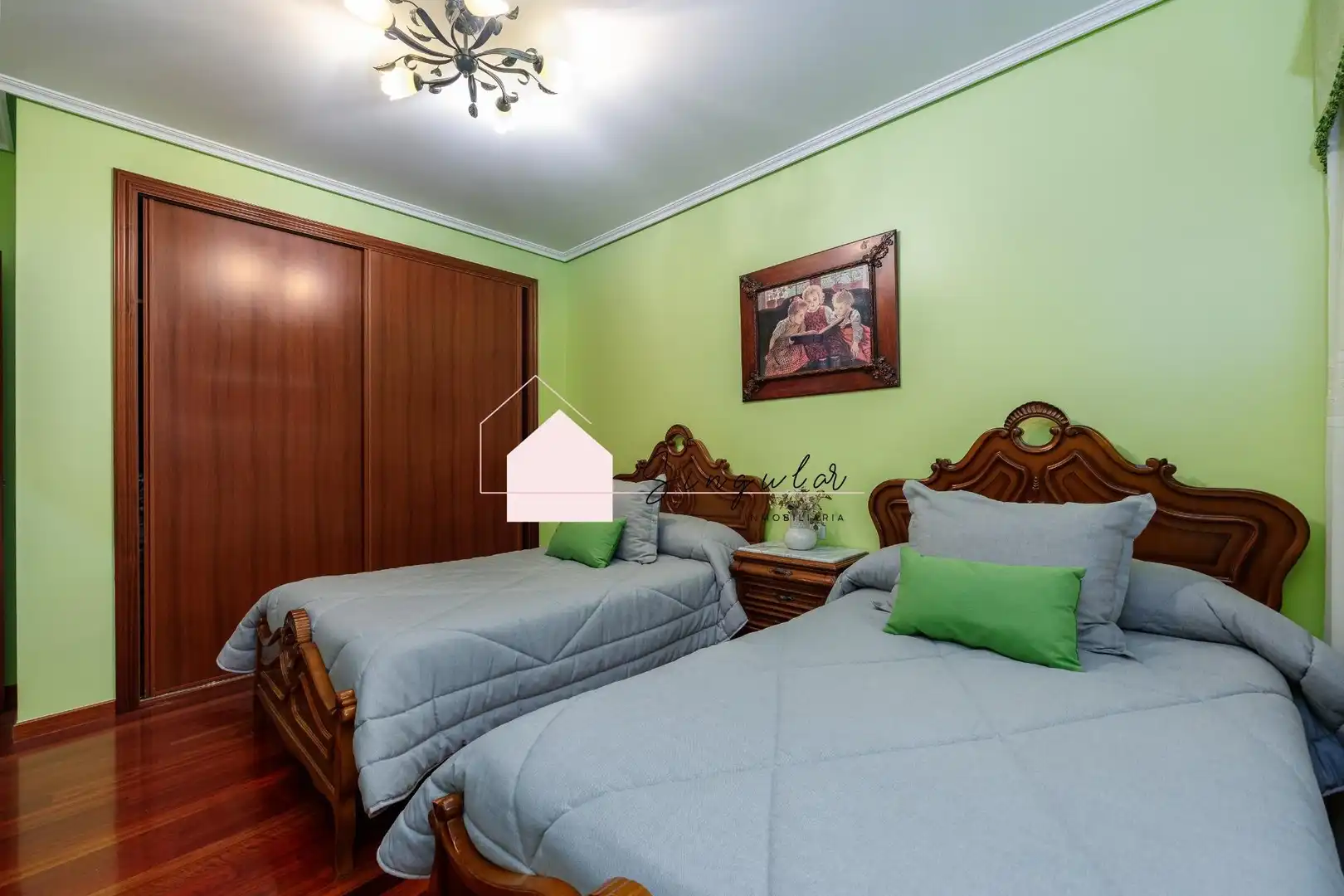 Schlafzimmer von Haus oder Chalet zum Verkauf in Tui mit Heizung, Abstellraum und Schwimmbad
