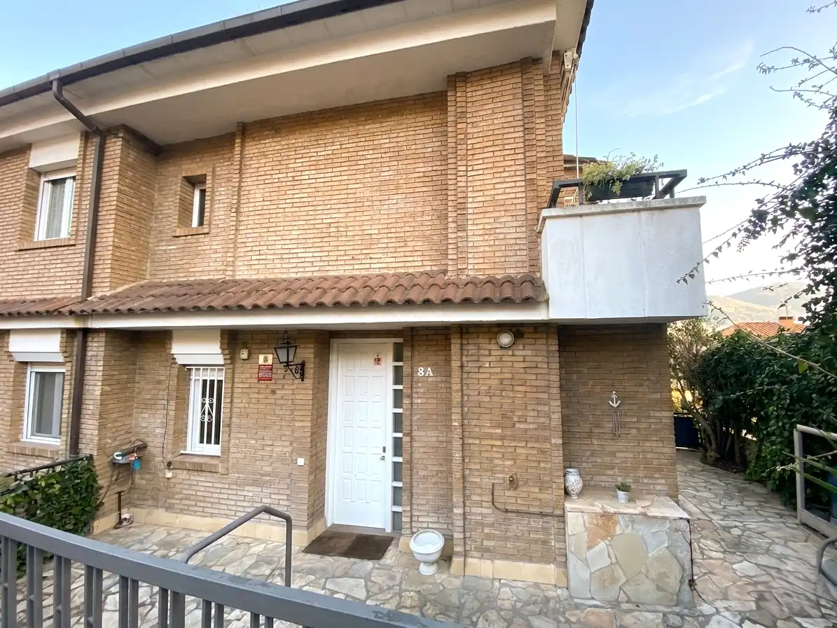 Vista exterior de Casa o chalet en venta en La Palma de Cervelló con Calefacción, Terraza y Trastero