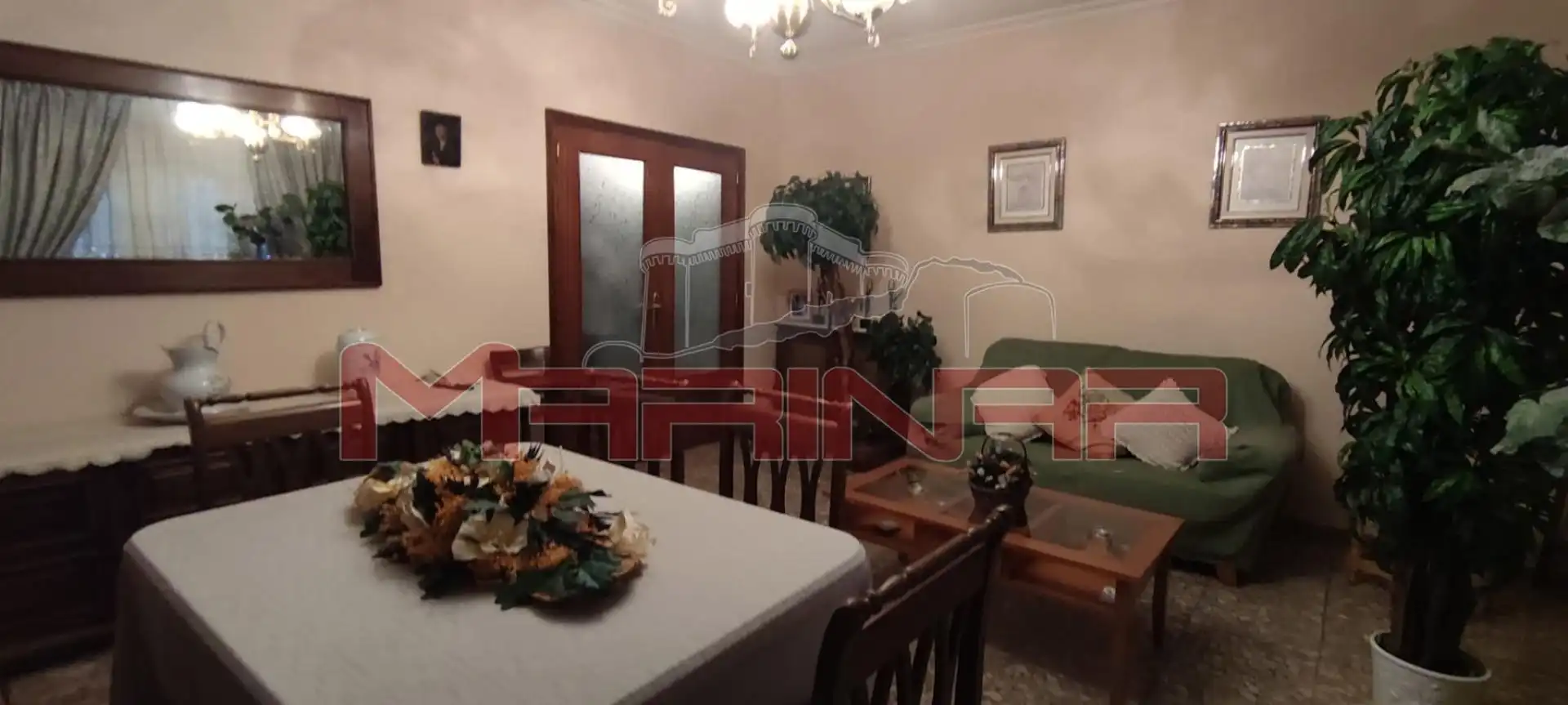 Sala de estar de Edificio en venta en Yeles