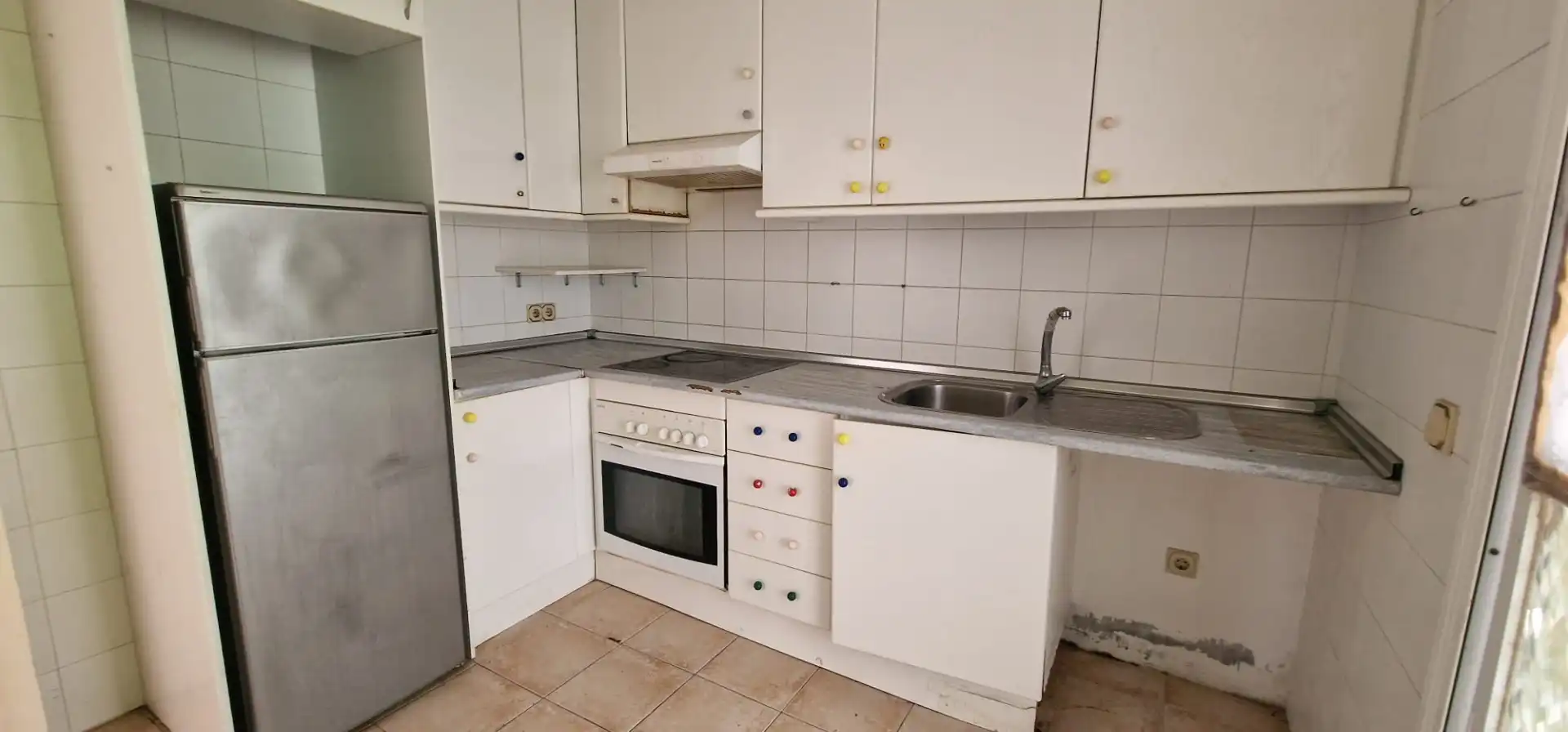 Cocina de Piso en venta en Estepona con Jardín privado, Terraza y Piscina