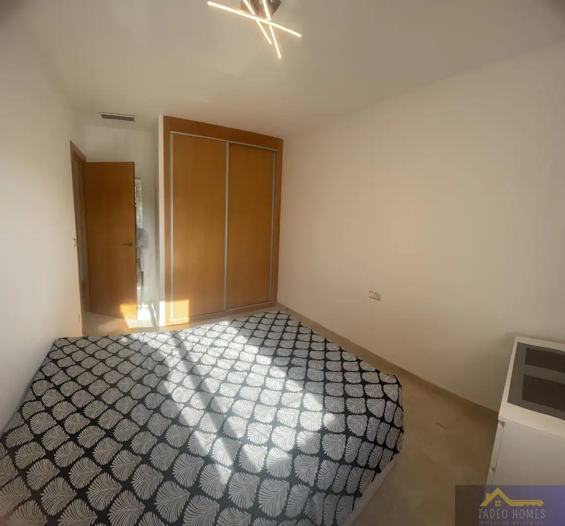 Dormitori de Apartament de lloguer en Murcia amb Aire condicionat, Calefacció i Terrassa