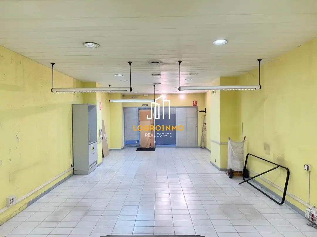 Business premises to rent in Residencia, imagen 8