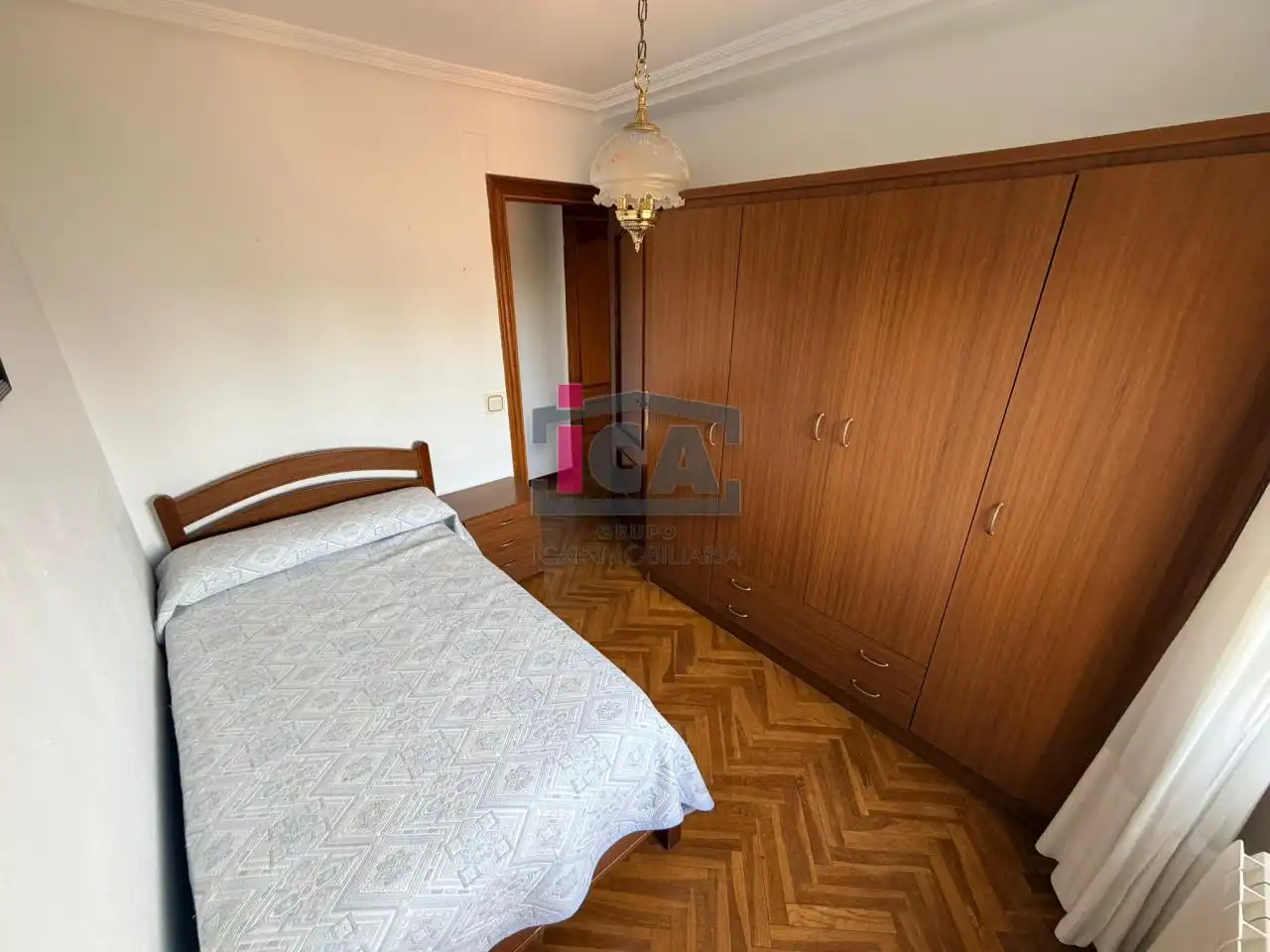 Bedroom of Flat for rent in Cáceres  with Air Conditioner, Heating and Parquet flooring