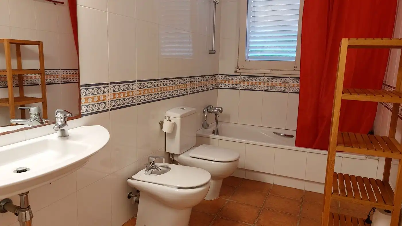 Bany de Apartament en venda en Santa Cristina d'Aro amb Calefacció, Terrassa i Piscina