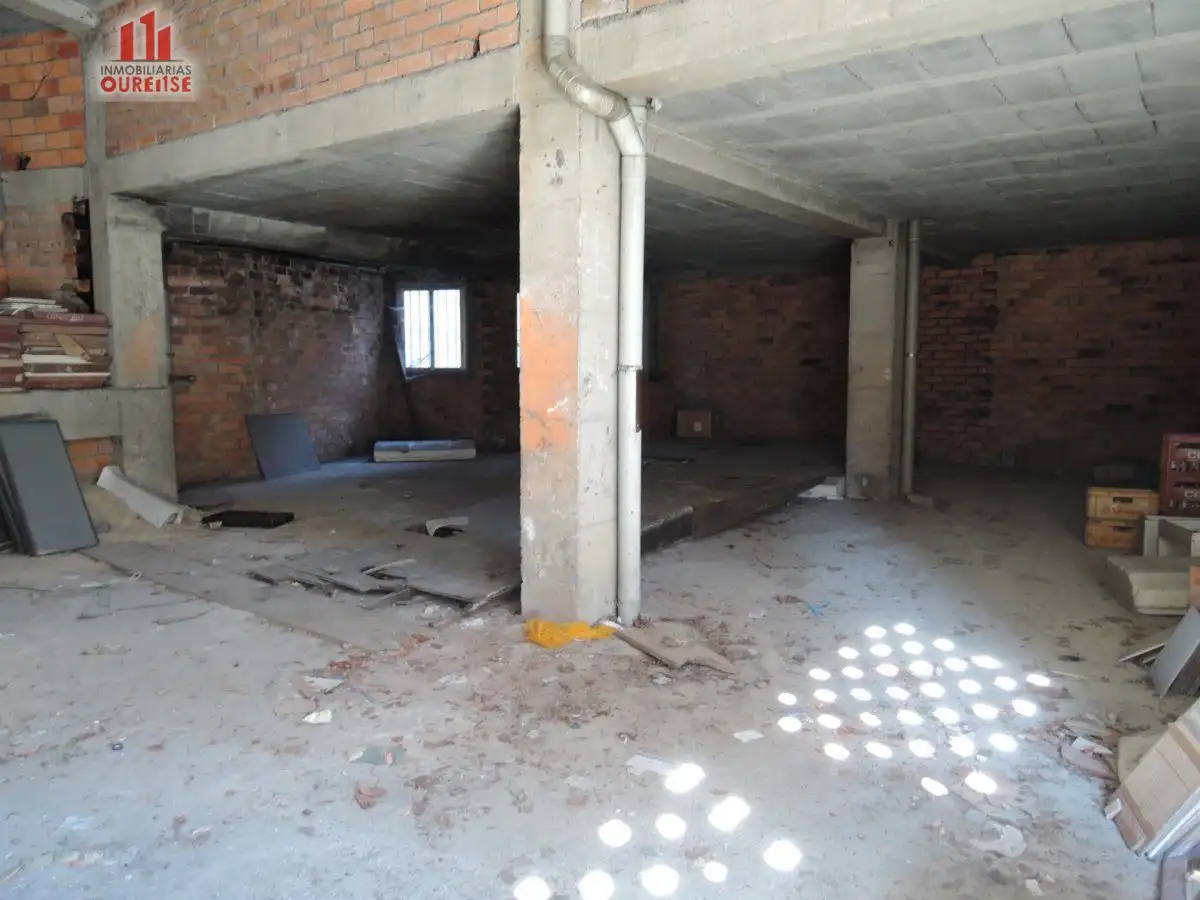 Business premises for sale in Amoeiro