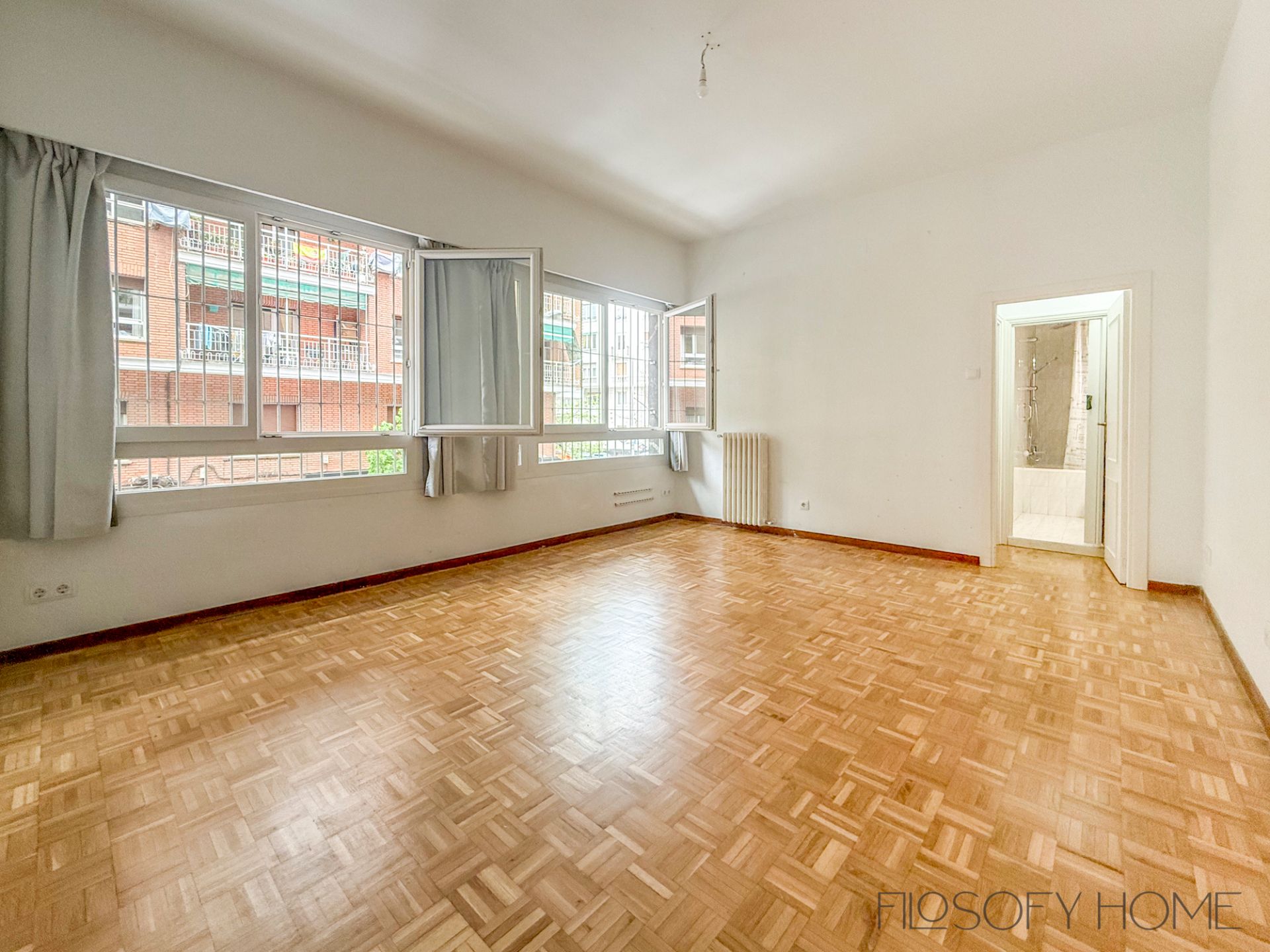 Piso en venta en Calle de María de Guzmán, Ríos Rosas - Nuevos Ministerios