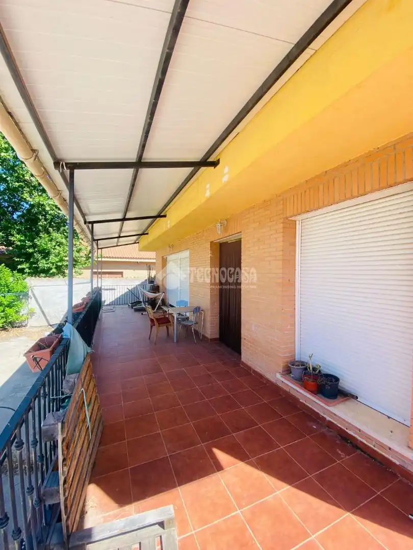 Terrasse von Haus oder Chalet zum Verkauf in Escalona mit Klimaanlage, Abstellraum und Balkon