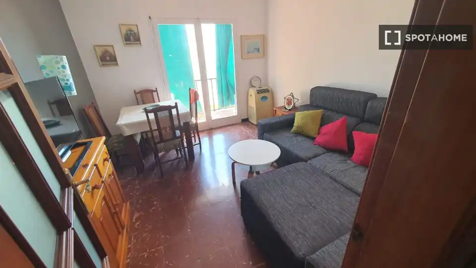 Living room of Flat for share in El Masnou  with Air Conditioner, Heating and Furnished