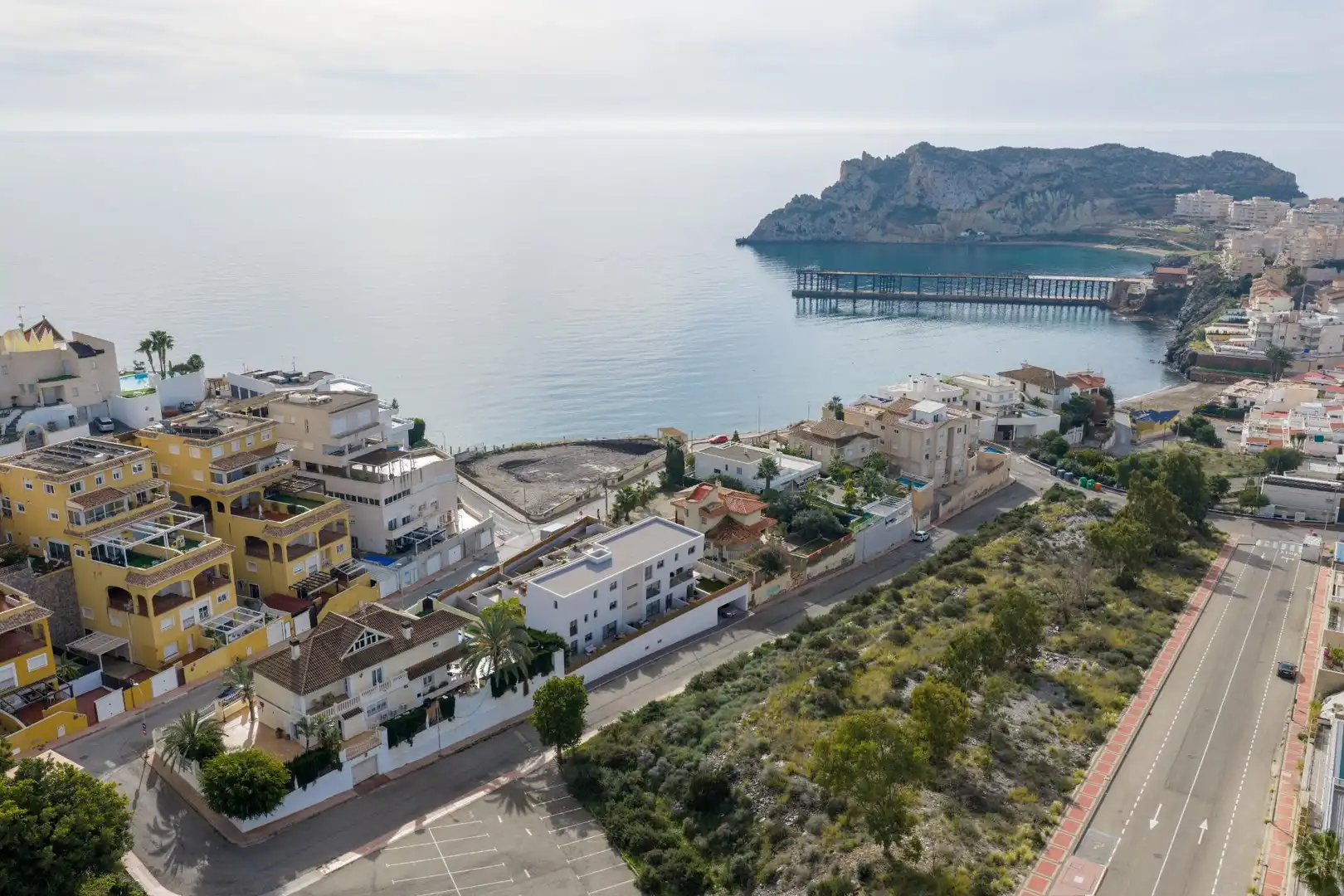 Außenansicht von Erdgeschoss zum Verkauf in Águilas mit Privatgarten, Terrasse und Abstellraum