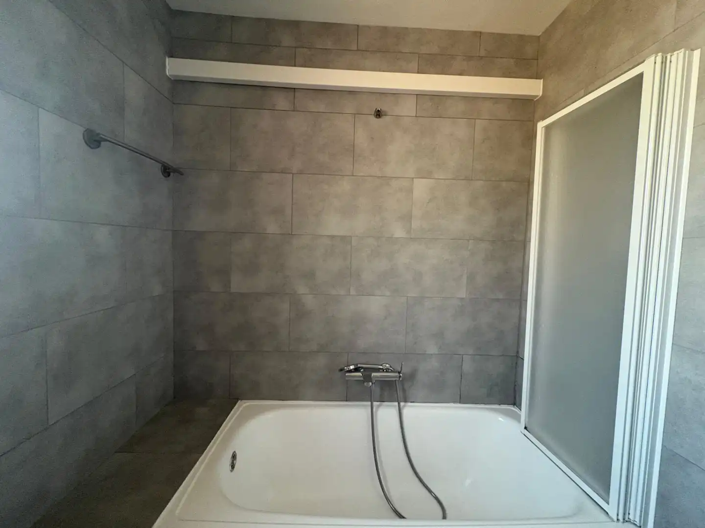 Bathroom of Detached homes for sale in Cambrils  with Air Conditioner, Private garden and Parquet flooring