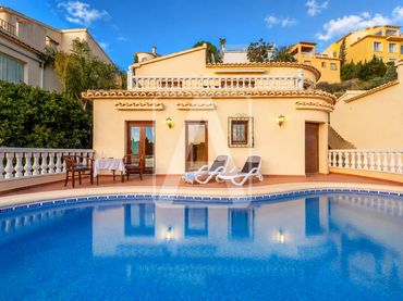 Villa mit Pool zum Verkauf in Cumbre del Sol