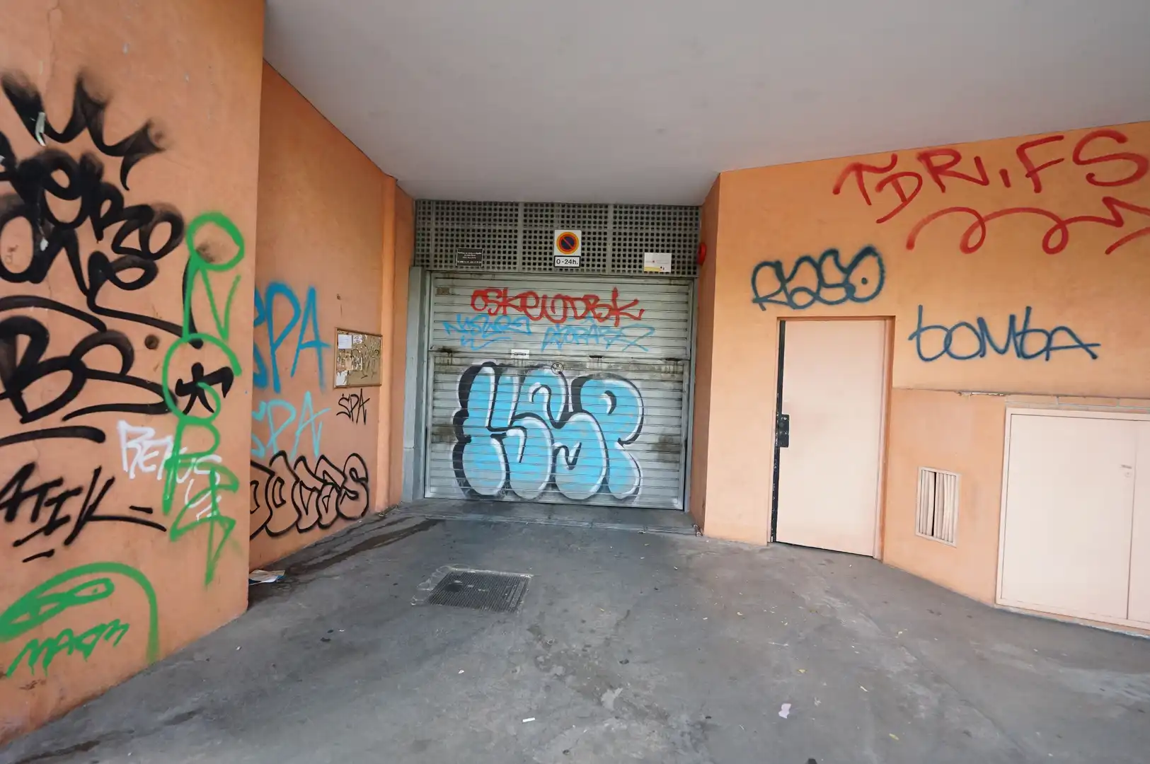 Einzelparkplatz mit Aufzug zum Verkauf in Carrer de Garcilaso 123, imagen 18