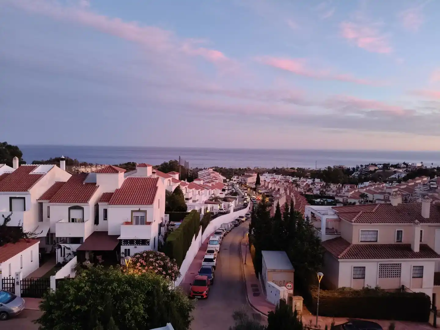 Vista exterior de Àtic de lloguer en Rincón de la Victoria amb Aire condicionat, Terrassa i Moblat