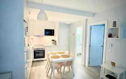 Kitchen of Flat for sale in Ciempozuelos  with Air Conditioner, Heating and Community pool