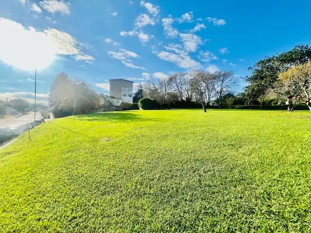 Casa con jardín en venta en Avenida del 19 de Febrero, imagen 5