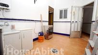 Cuina de Casa o xalet en venda en Chiva amb Aire condicionat, Calefacció i Traster