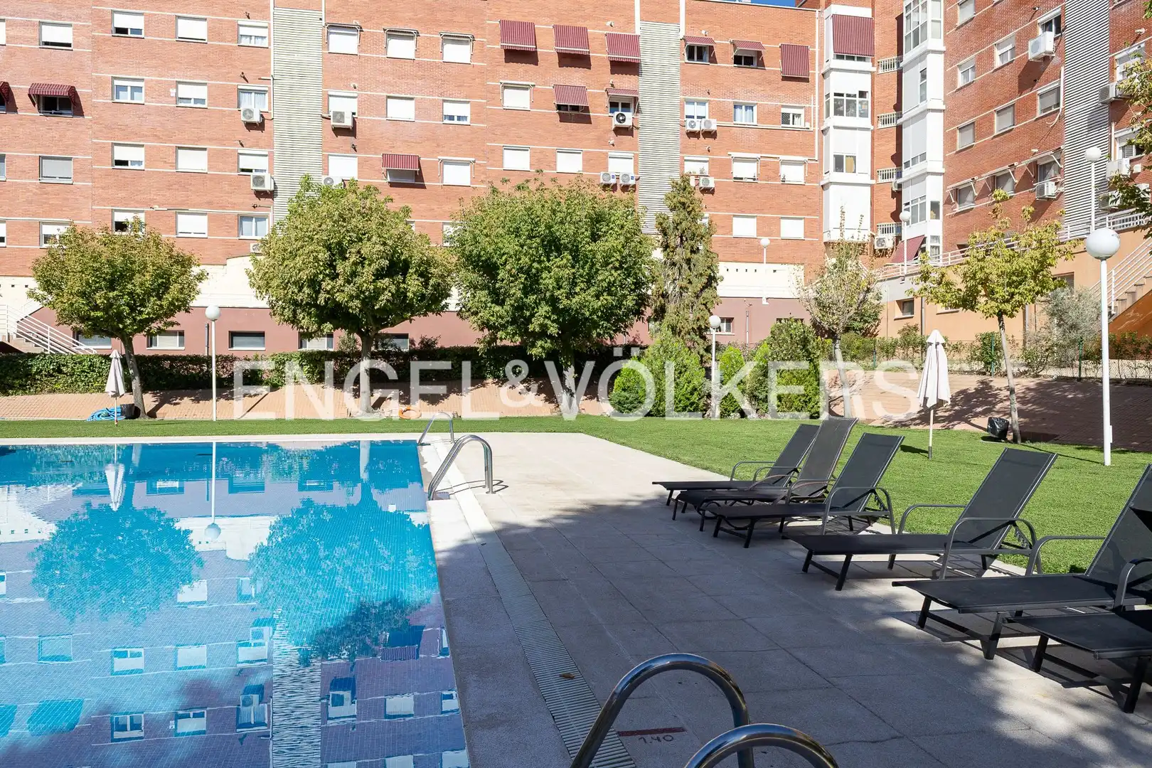 Piscina de Piso en venta en Madrid con Aire acondicionado, Calefacción y Piscina