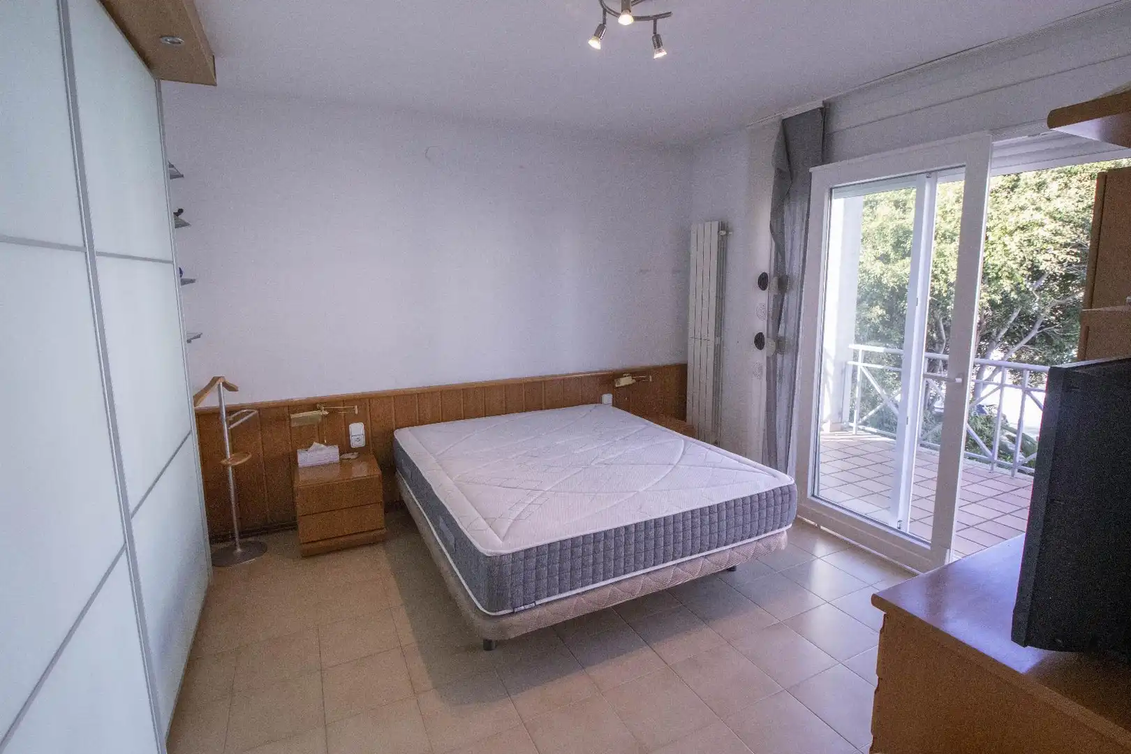 Bedroom of Detached homes for sale in El Vendrell  with Heating, Terrace and Storage room