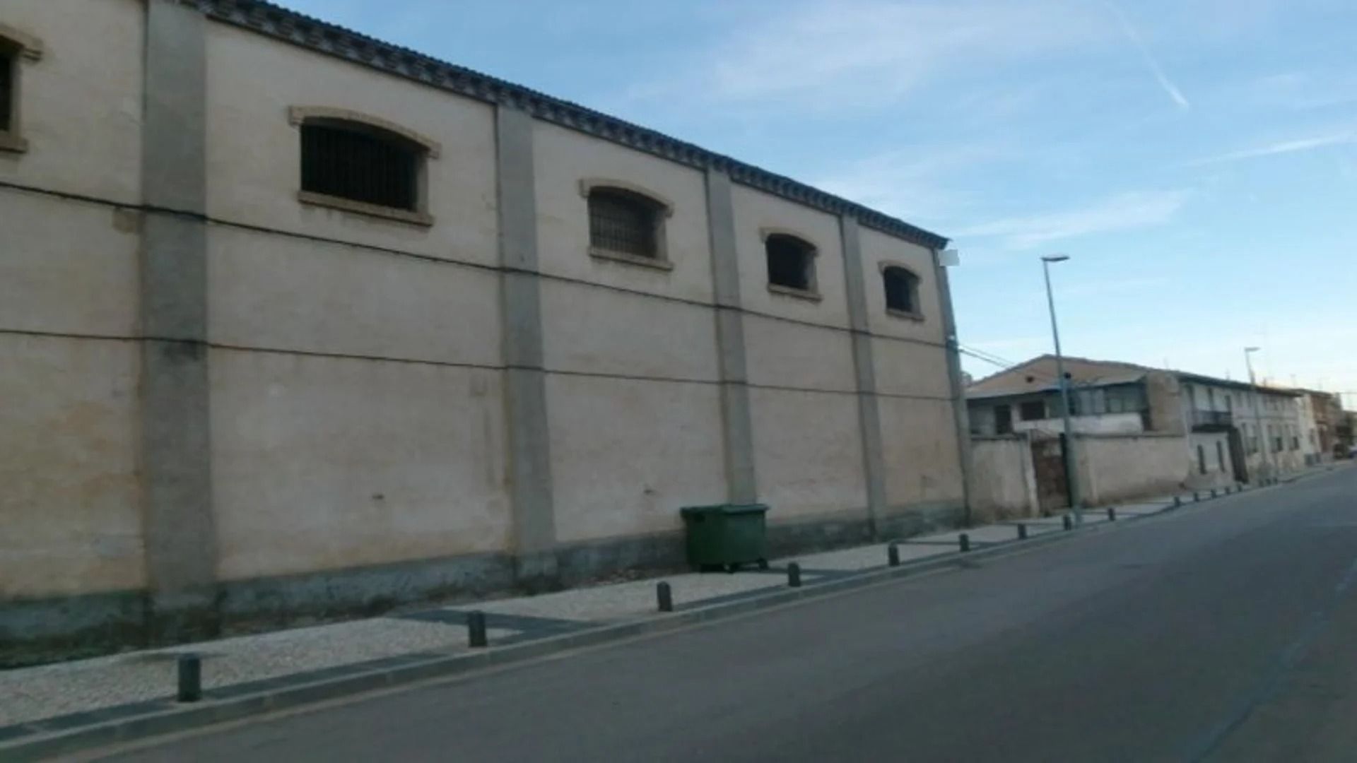 Exterior view of Building for sale in Muel