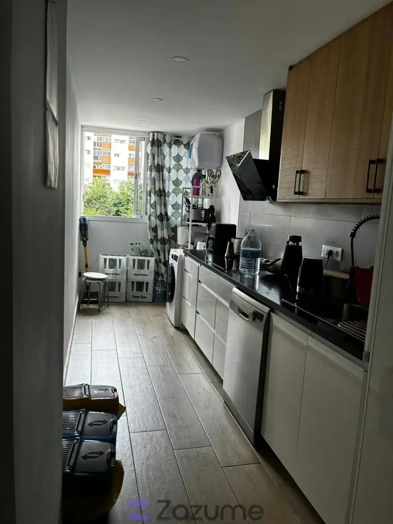 Kitchen of Flat for rent in Las Palmas de Gran Canaria  with Furnished, Oven and Washing machine
