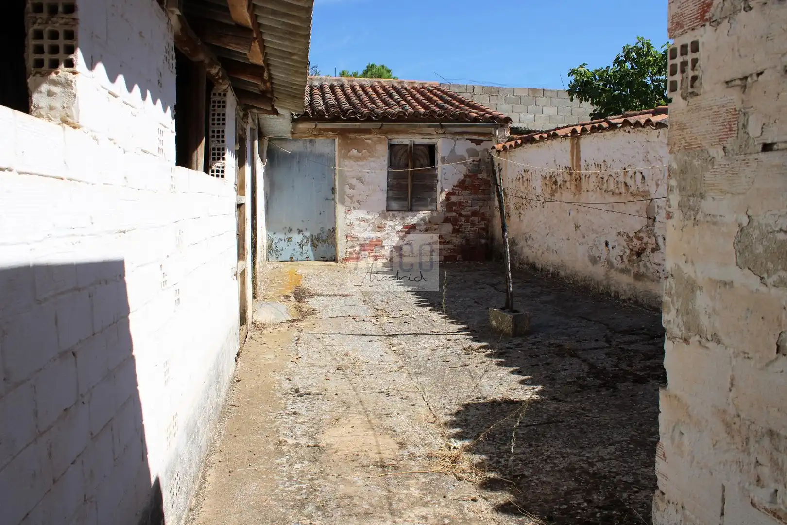 Exterior view of Houses for sale in Cózar  with Terrace and Storage room
