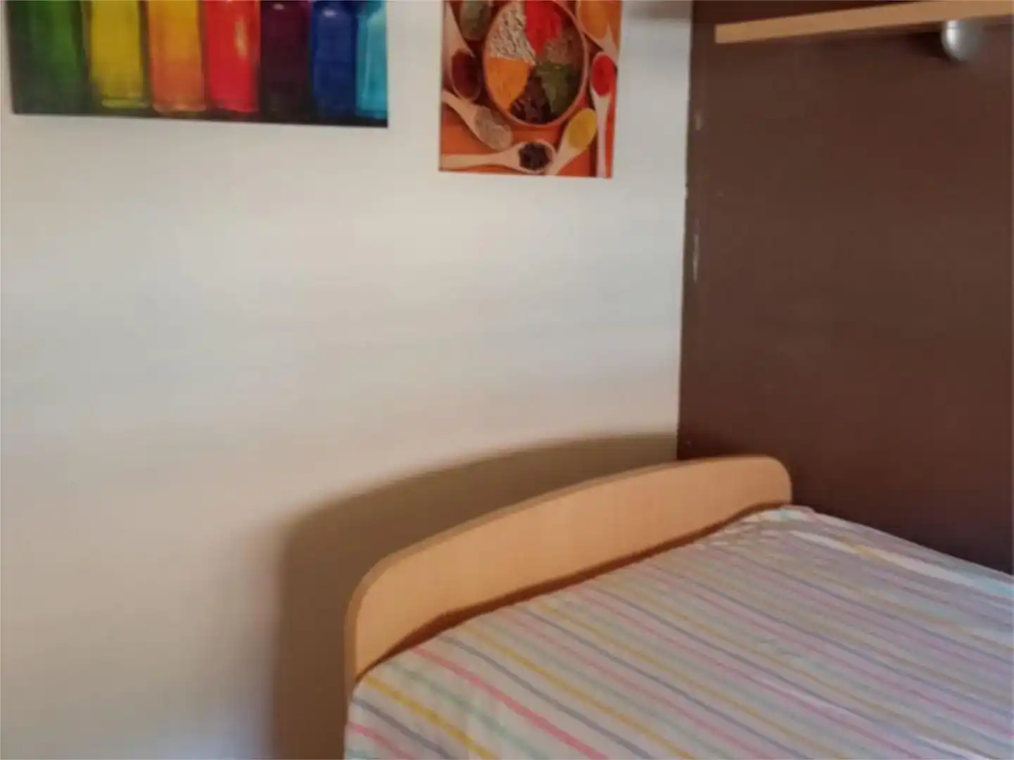 Dormitori de Casa adosada per a compartir en Vallirana amb Parquet, Piscina i Moblat