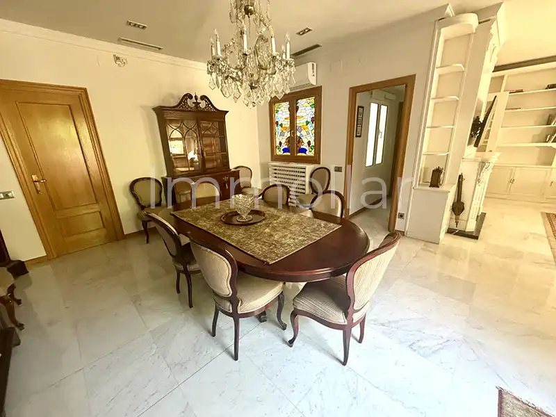 Dining room of Attic for rent in Barcelona  with Air Conditioner, Heating and Parquet flooring