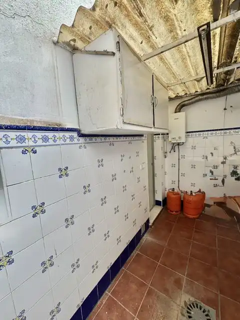 Cocina de Piso en venta en Sevilla con Aire acondicionado
