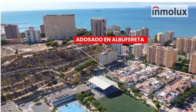 Casa adosada en Venta en Calle Eneas en Albufereta