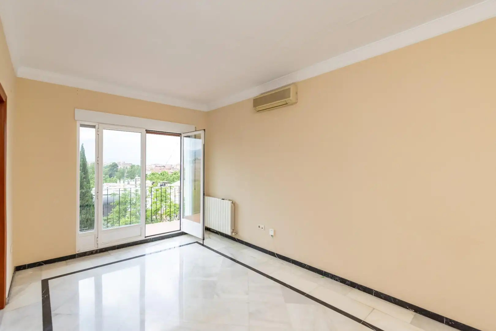 Terraza de Piso de alquiler en Granada con Aire acondicionado, Calefacción y Terraza