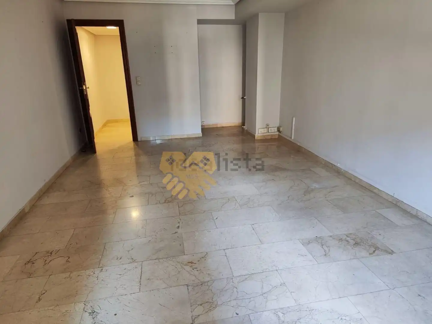 Office for rent in Salamanca  with Heating