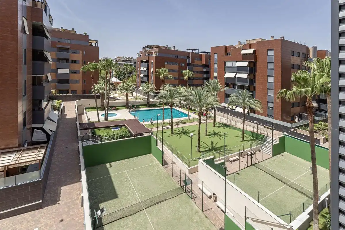 Swimming pool of Flat for sale in Granada  with Air Conditioner, Heating and Private garden