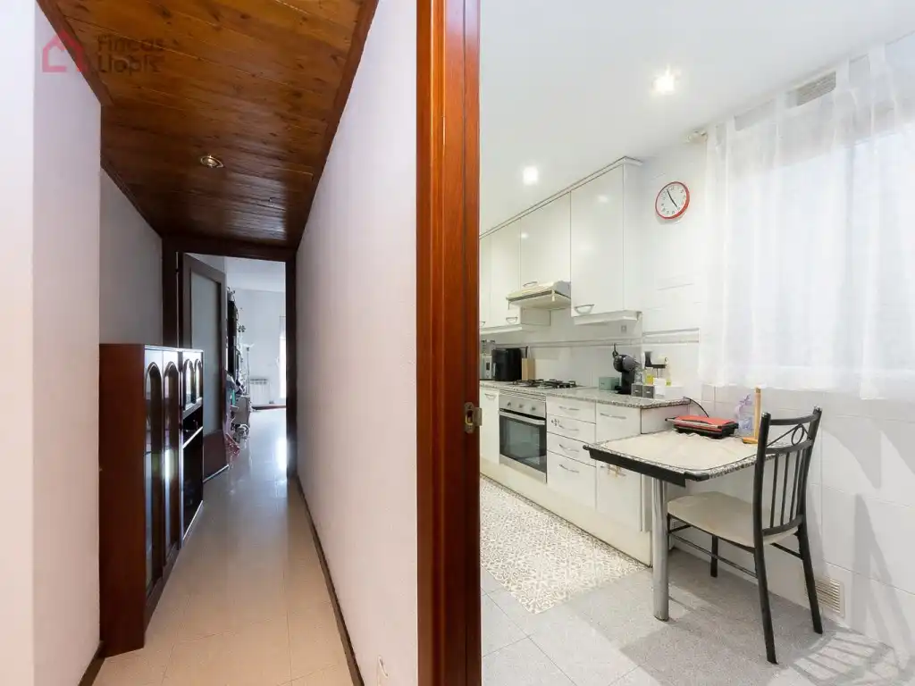 Küche von Wohnung zum Verkauf in L'Hospitalet de Llobregat mit Terrasse und Balkon