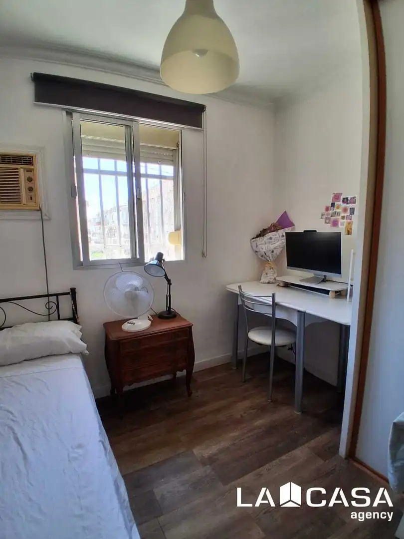 Dormitori de Pis en venda en Dos Hermanas amb Aire condicionat i Terrassa