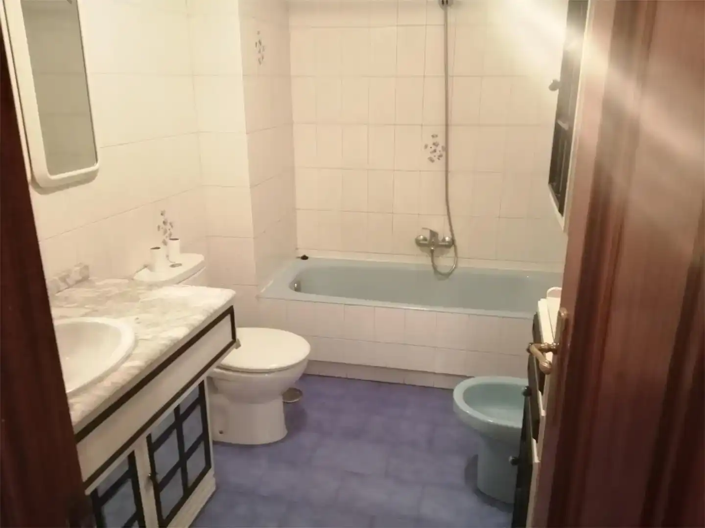 Baño de Piso de alquiler en Astorga con Parquet, Trastero y Amueblado