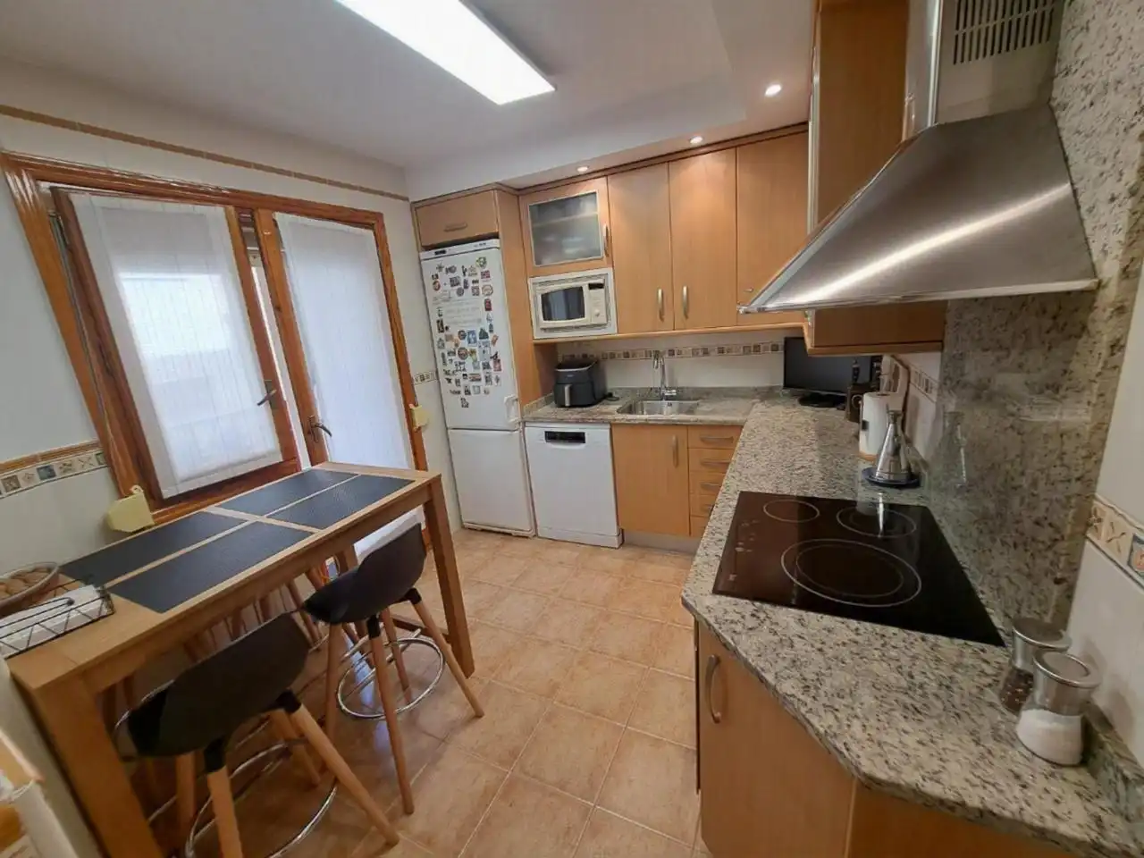Cocina de Piso en venta en Zaragoza con Aire acondicionado, Calefacción y Parquet