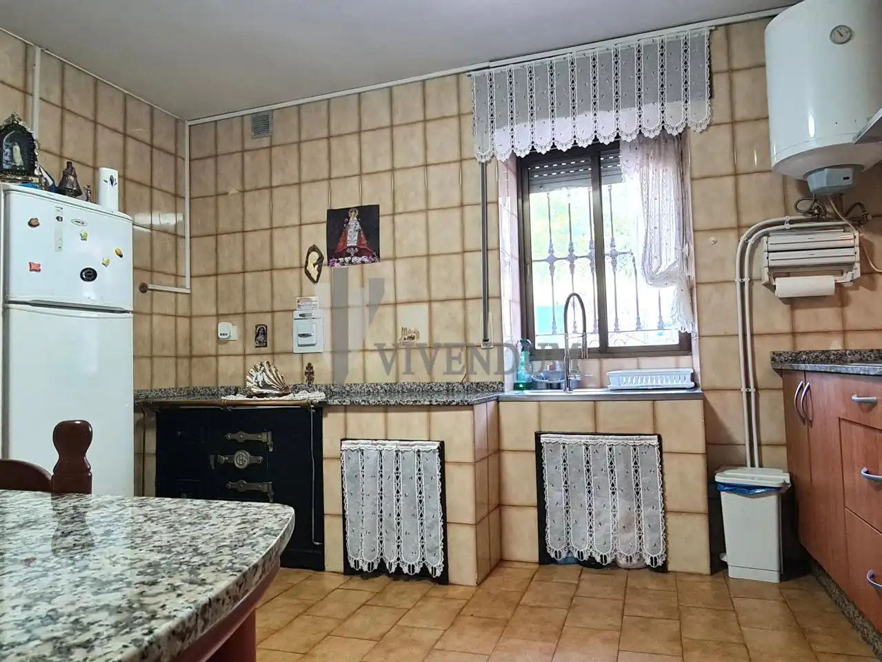 Cocina de Casa o chalet en venta en Arbo con Calefacción, Jardín privado y Terraza
