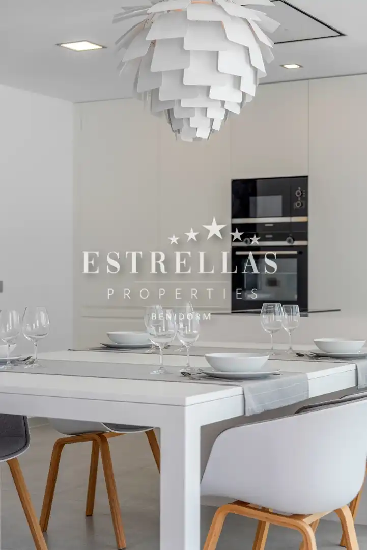 Chalet con piscina en venta en Golf Bahía, imagen 17