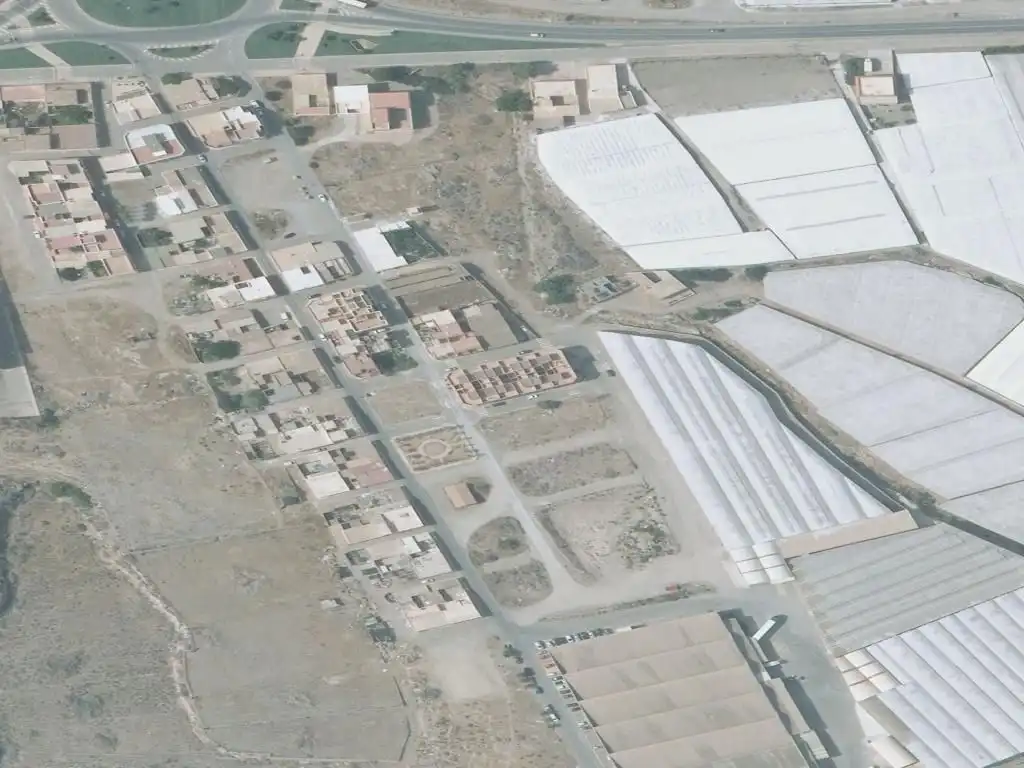 Terreny residencial en venda a Vivienda en Calle Picos de Europa, 27, Adra, Almer, imagen 2
