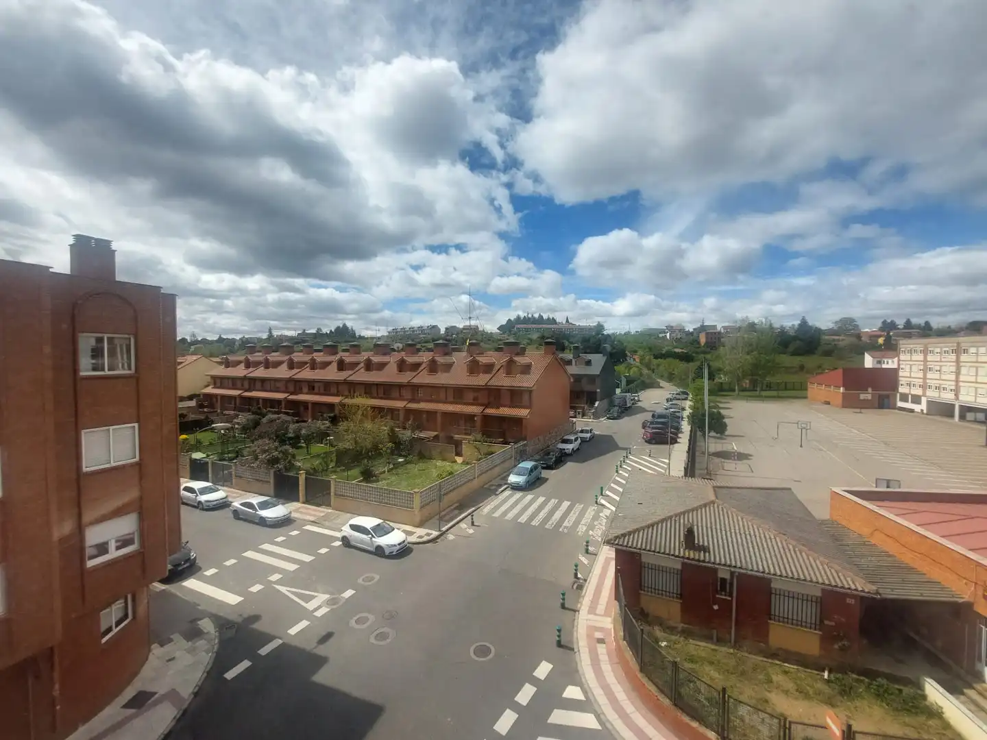 Vista exterior de Piso en venta en San Andrés del Rabanedo