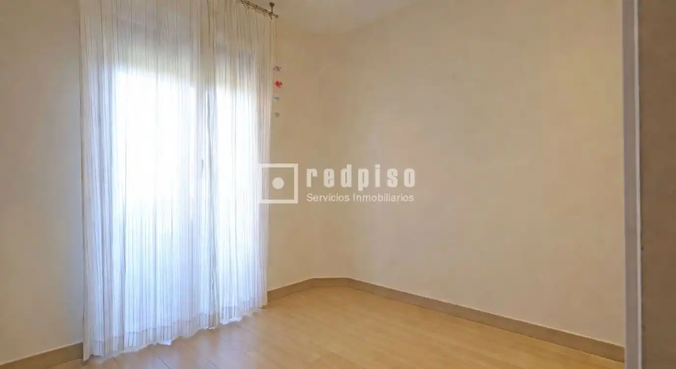 Habitación de Piso de alquiler en Madrid con Aire acondicionado y Calefacción