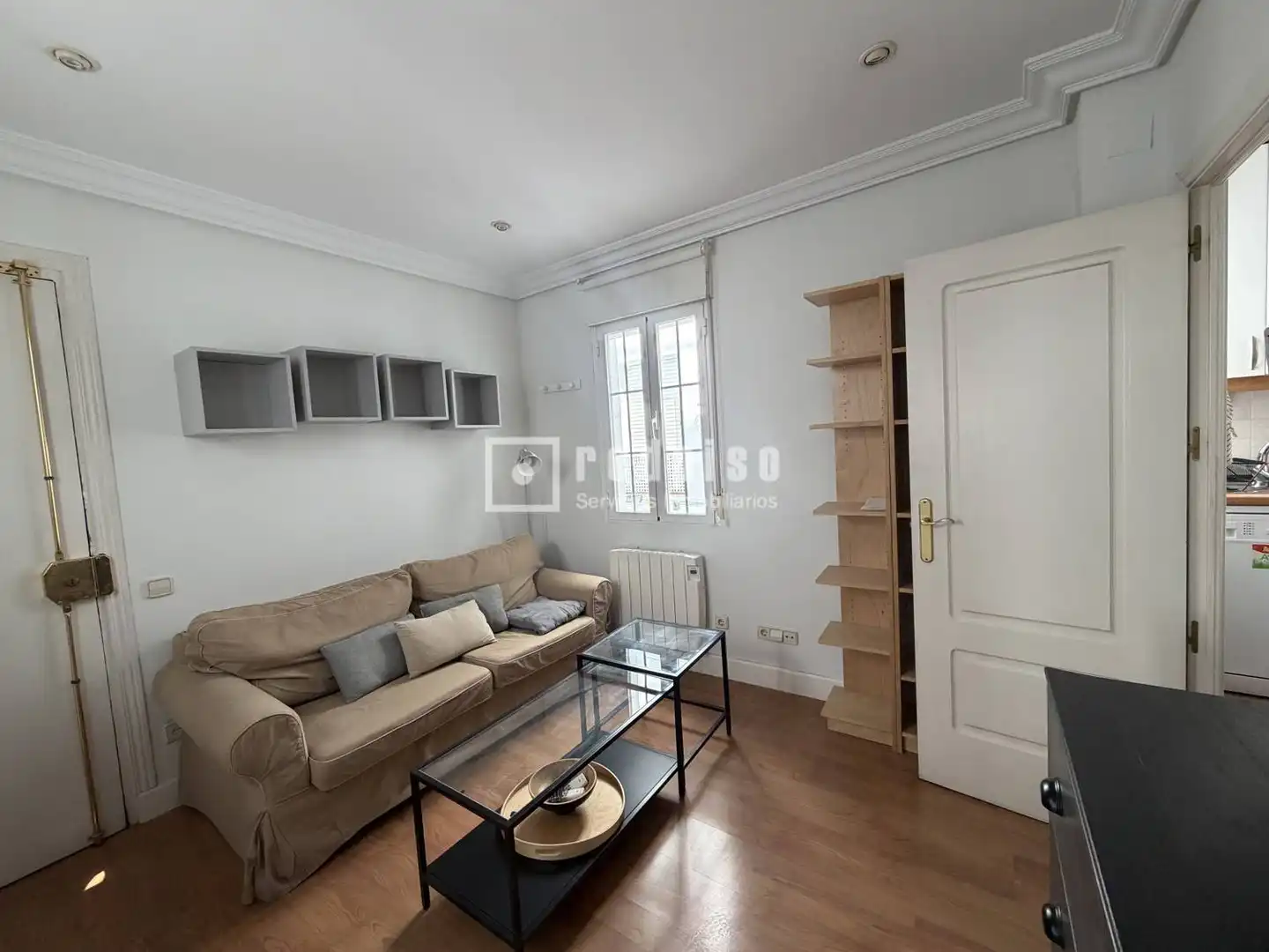 Habitación de Apartamento de alquiler en Madrid con Amueblado