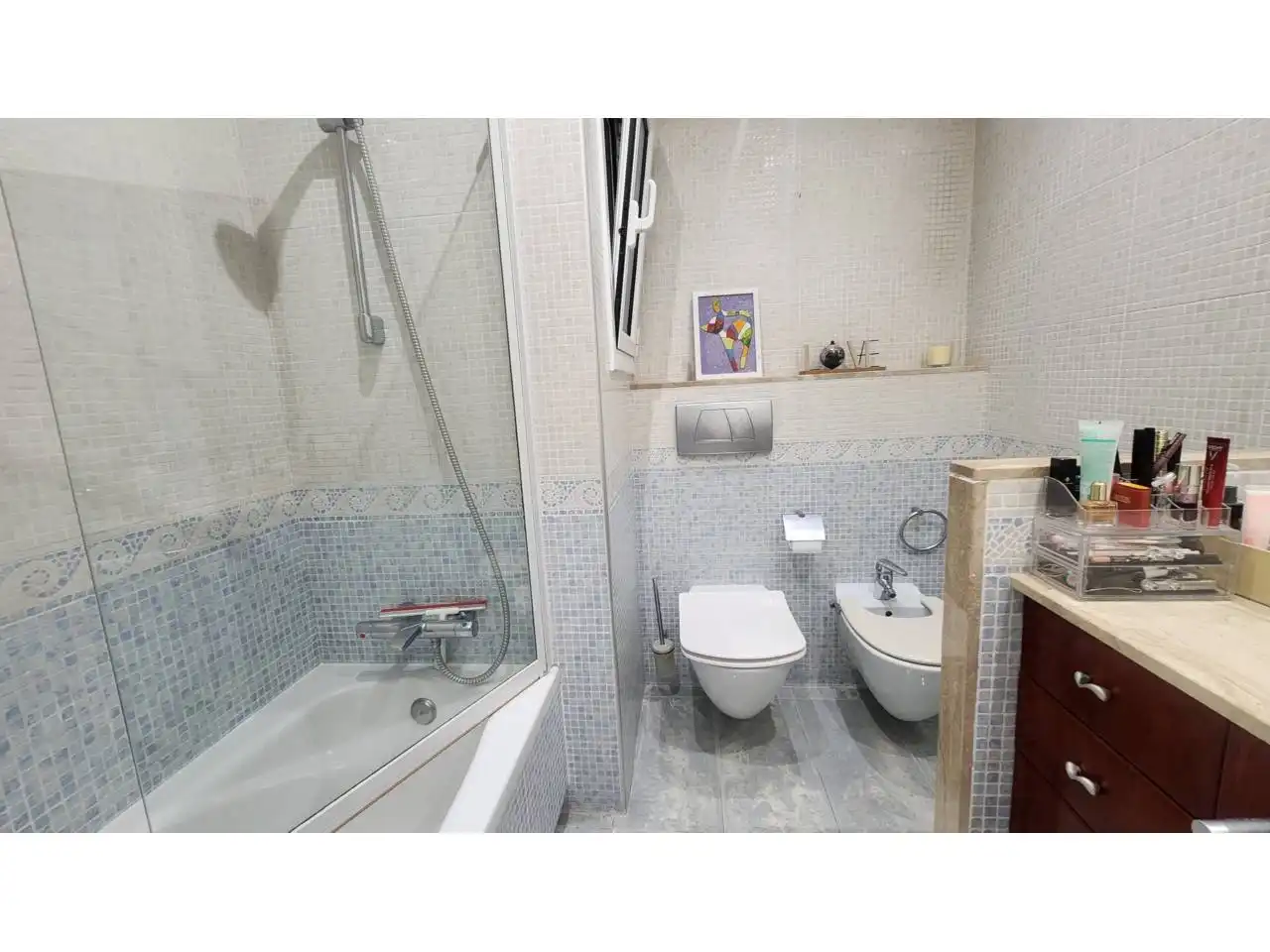 Bathroom of Flat for sale in Barcelona  with Air Conditioner, Parquet flooring and Terrace