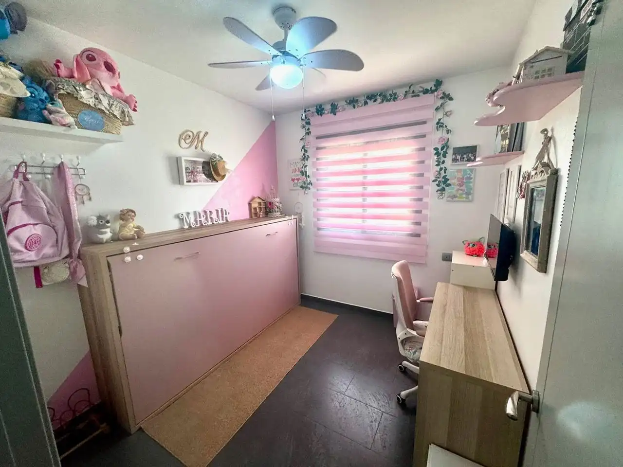 Habitación de Casa adosada en venta en Barbate