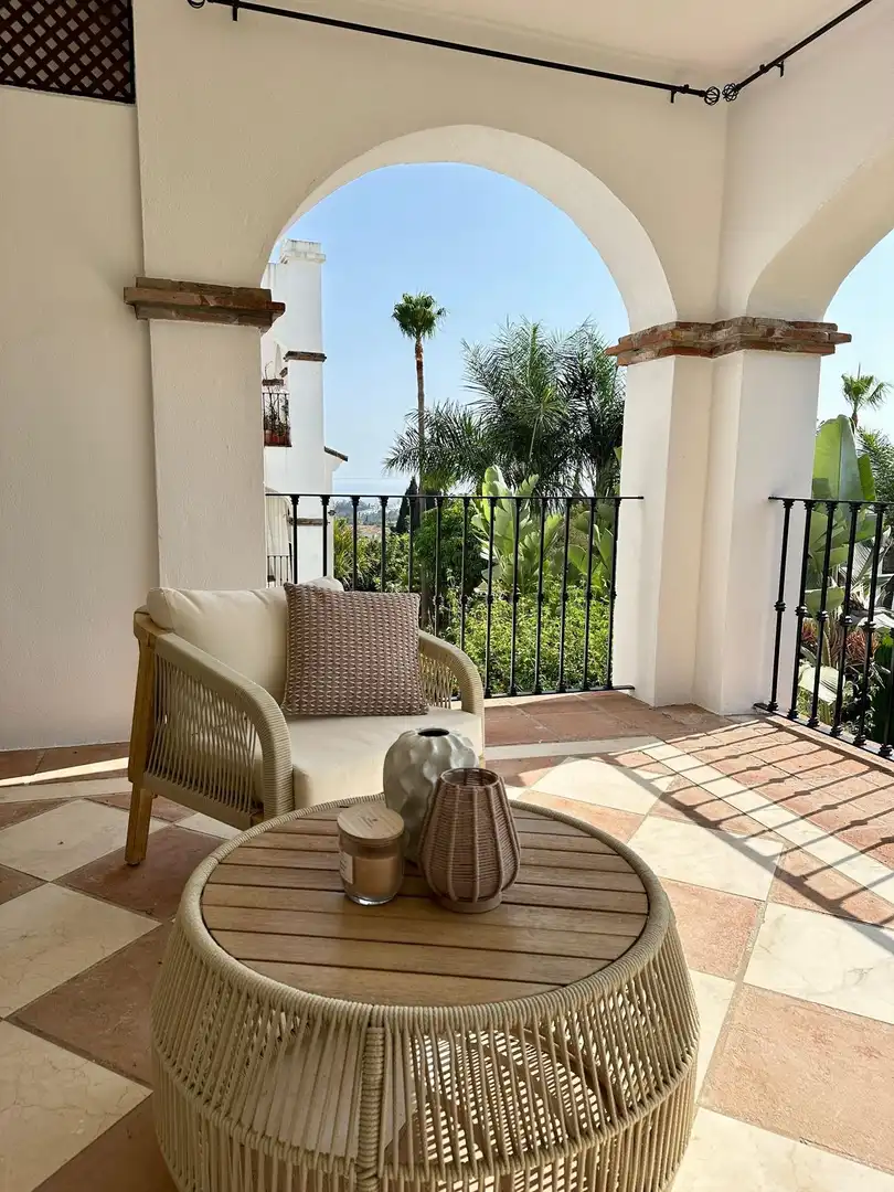 Apartamento de alquiler en Nagüeles Alto
